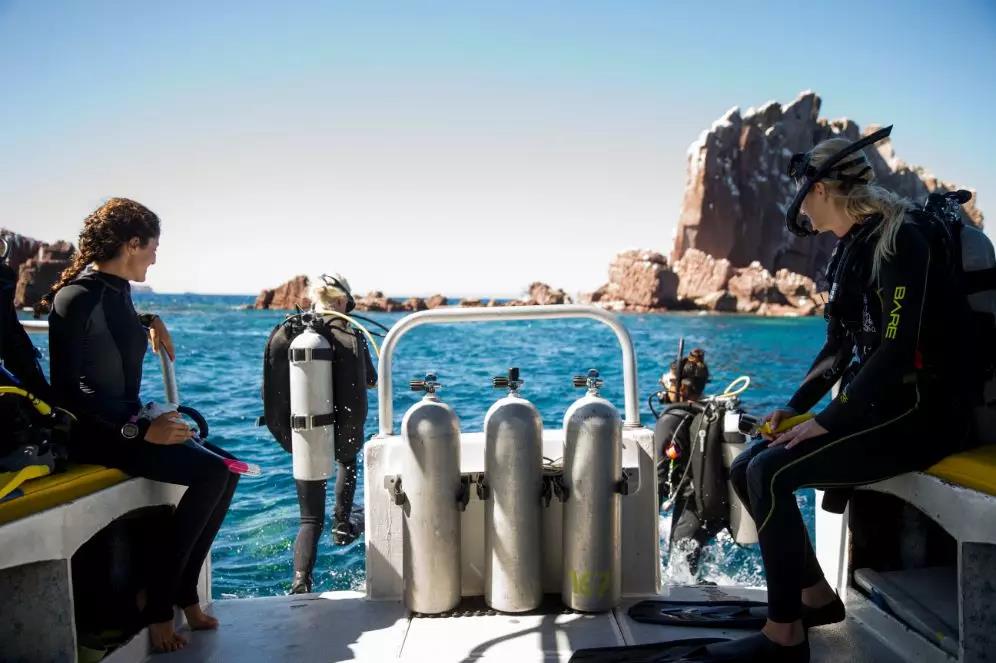 原來(lái)你是這樣的潛水員妹子！